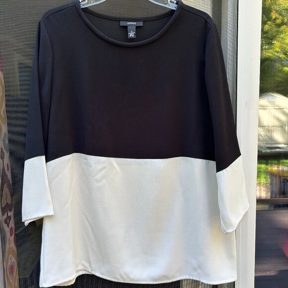 ALFANI Black and White Tunic Top - Picture 3 of 4